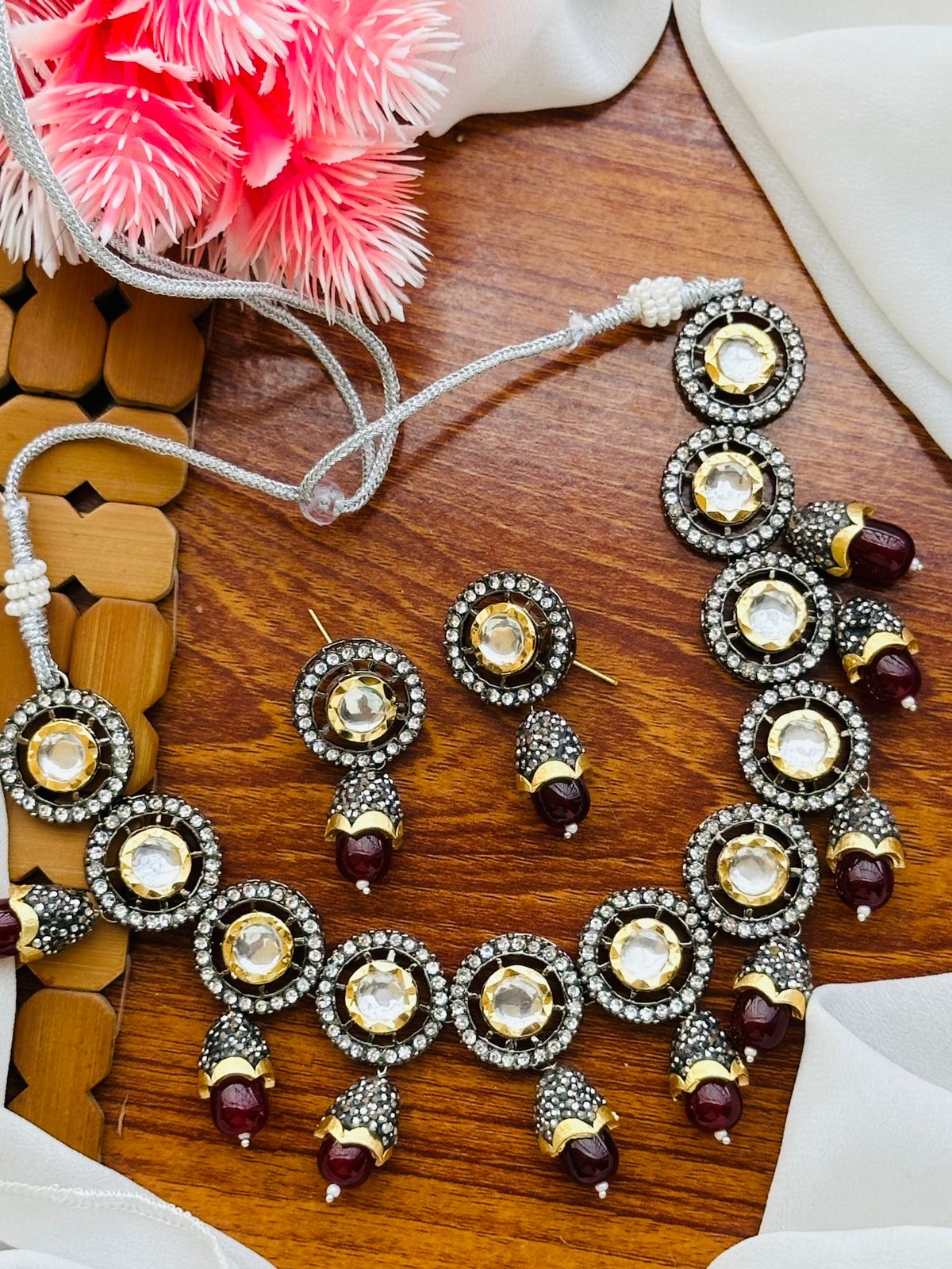 *Victorian Polish Kundan Necklace Sets*