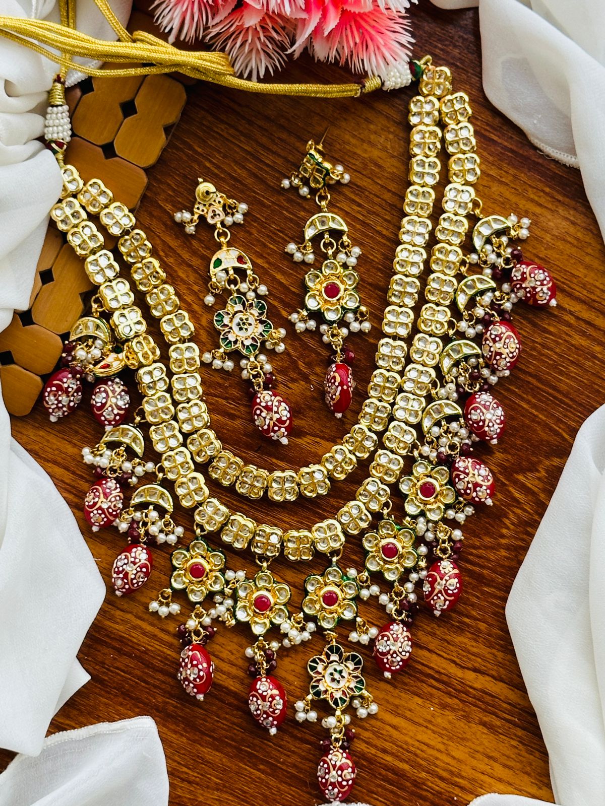 *Handmade Dabbi Kundan Back Meenakari sets*