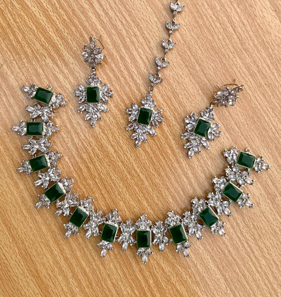 Silver necklace sets