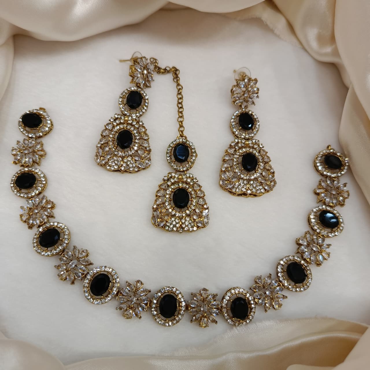 Necklace sets