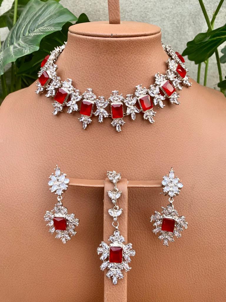 Silver necklace sets