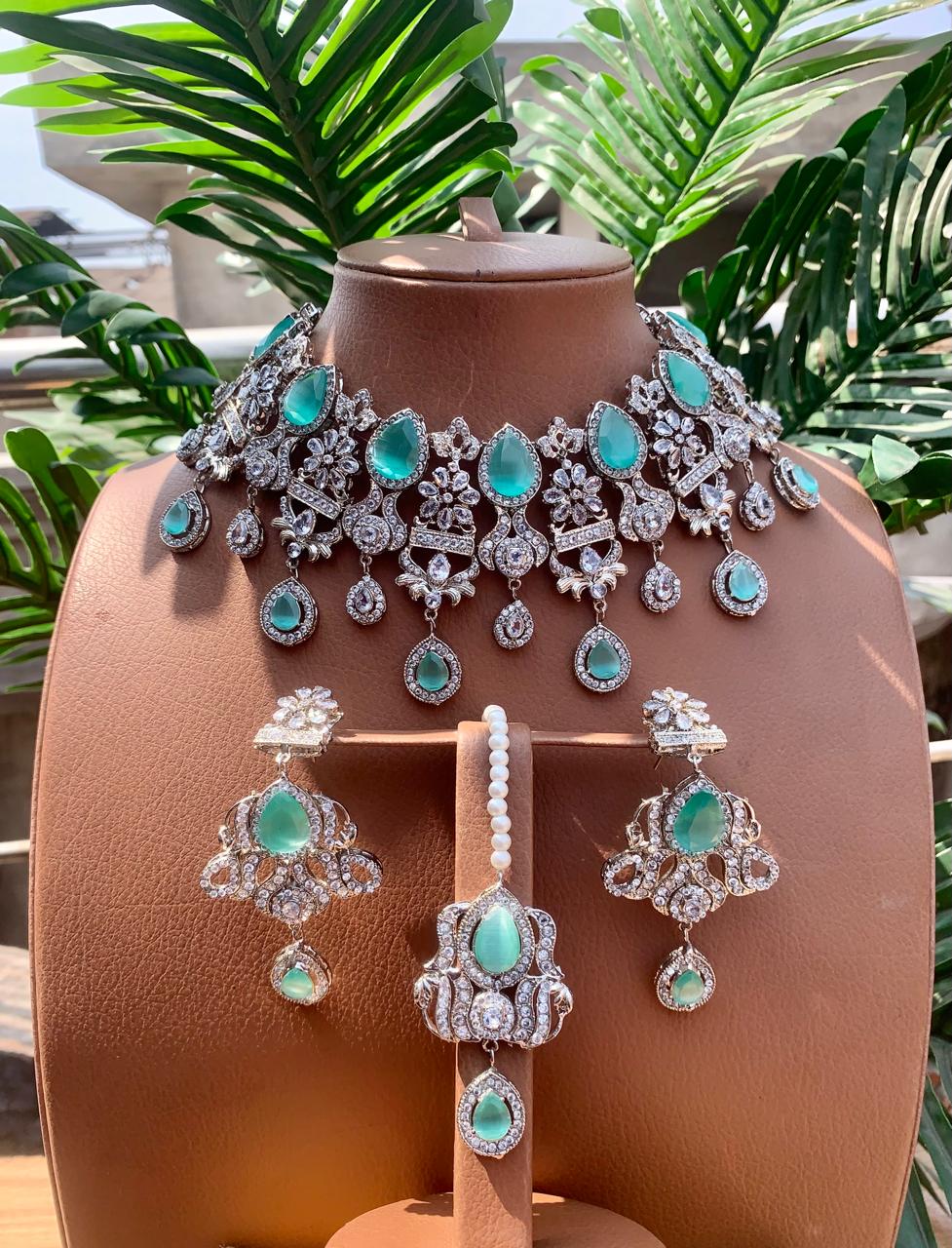 Designer necklace sets