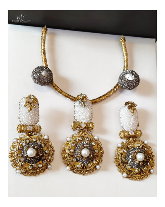 Turkish Handmade Crush Ball Necklace and Earrings Set