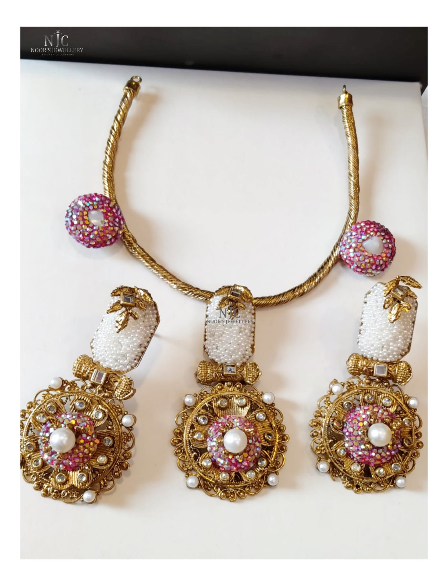 Turkish Handmade Crush Ball Necklace and Earrings Set