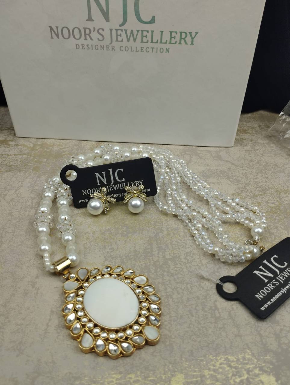 Mother of Pearls Set